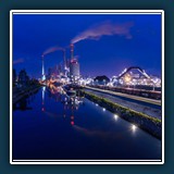 Margit Klaus - Großkraftwerk Mannheim im blauen Kontrast