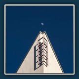 Andreas Skrenty  - Ladder to the Moon 
  Olympus E-M10Mark II, OLYMPUS M.14-42mm F3,5-5.6 II R 
  1/180 sec., f 11, ISO 200, +0,5 EV, 24 mm (35 mm Äquivalent ~ 48 mm)