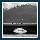 Andreas Blättner - Brückenidyll 
  Sony RXM7, 24-200mm F2.8-4.5 
  1/250 sec. f 5,6, ISO 100, Brennweite 72 mm (35 mm Äquivalent ~ 200 mm)