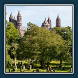 Thomas Maier
  Sony A 7, E 28-200mm F2.8-5.6 A071 
  1/400 sec., f 4, ISO 100, Brennweite 65 mm