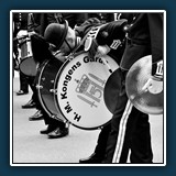 Helmut Benz - Ich habe Rücken 
  Nikon D600 
  1/50 sec., f 7,1, ISO 100, +0,33 EV, Brennweite 86 mm