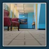 Margit Klaus - Pausenstop im alten Stil 
  Nikon Z 6, 70.0-200.0 mm f/2.8 
  1/100 sec., f 5, ISO 100 Brennweite 70 mm