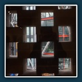 Erik Lüddecke - Tate Modern_Durchblicke 
  Sony NEX 7 
  1/125 sec., ISO 1600, -1 EV