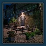 Andreas Blättner - Nachts im Industriehof 
  NIKON Z 6, NIKKOR Z 28-75mm f/2.8 
  0,2 sec., f 4, ISO 100, -4 EV, Brennweite 28 mm