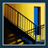 Walter Anstett - Farbe-Form-Licht-Schatten
  NIKON D80, ohne
  1/400 sec., f 5.6, ISO 200,  Brennweite 92 mm (35 mm Äquivalent ~ 138 mm)