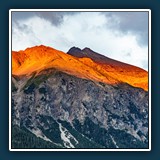 Dieter Schuhmann - Alpenglühen
  NIKON D7200, 16.0-80.0 mm f/2.8-4.0
  1/100 sec., f 4, ISO 400,  EV 0.33, Brennweite 55 mm  (35 mm Äquivalent ~ 82 mm)
  